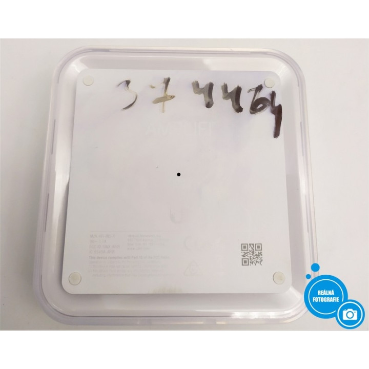 Sada WiFi routeru a rozšiřující antény Ubiquiti AmpliFi, AFi-INS-R, bílá