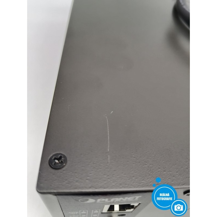 Konvertor síťové kabeláže Planet MC-1600MR, AC 100-240 V, 16 slotů