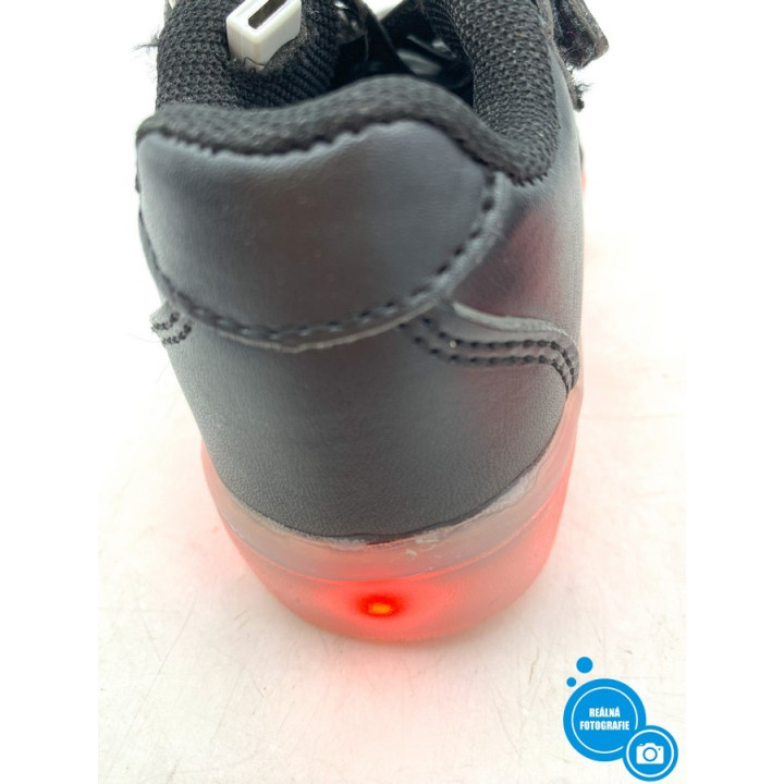 Dětské svítící LED boty na suchý zip 21 EU (13cm), černá