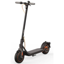 Elektrická koloběžka Ninebot F40E Powered by Segway